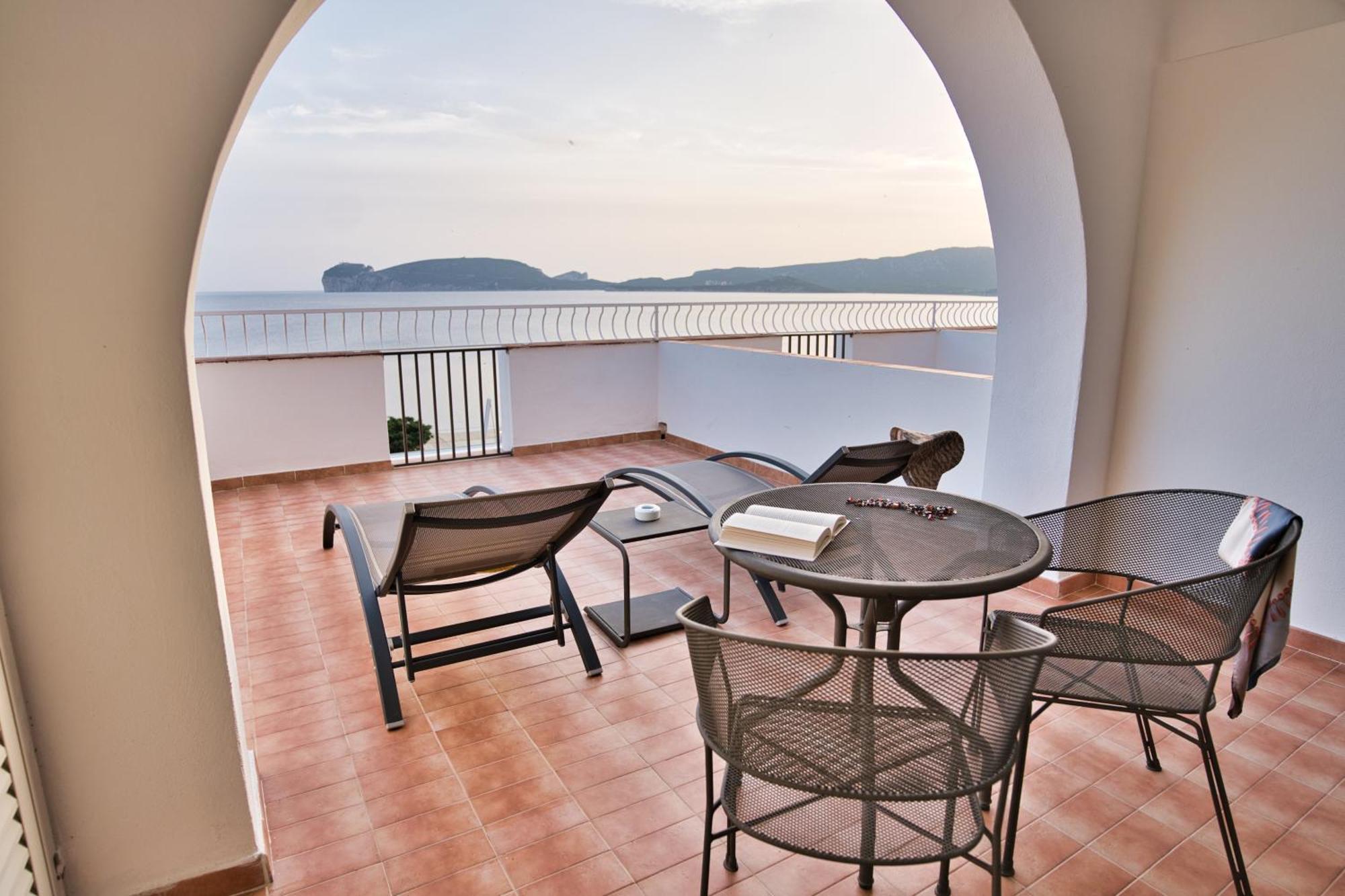 El Faro Hotel & Spa Alghero Bagian luar foto